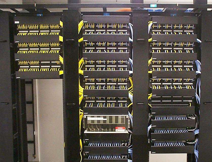 網絡配線架和理線架的區別是什么？